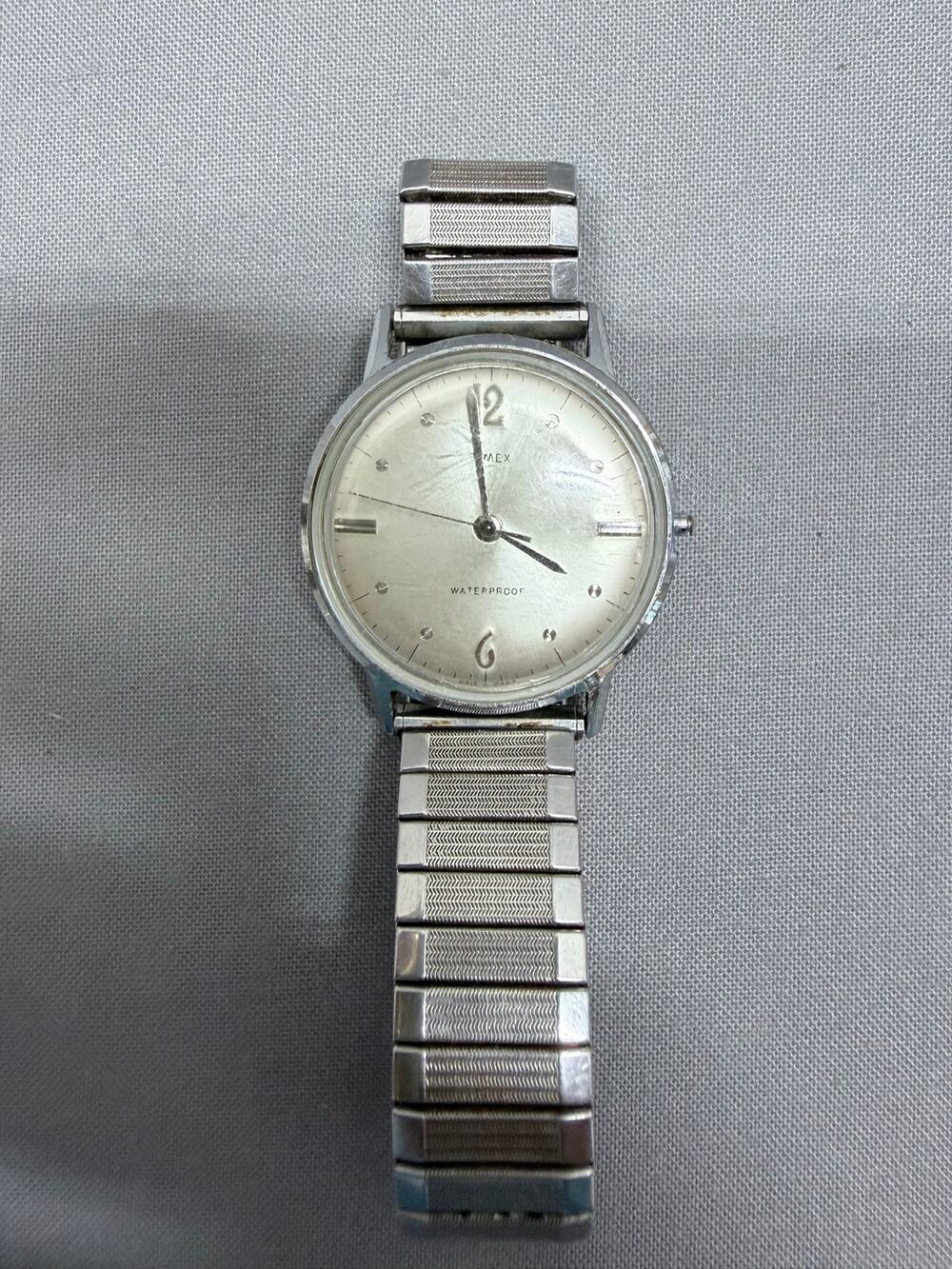 Vintage 1960s Timex Marlin Watch 12/6 Dial Speidel Expansion Band UNTESTED